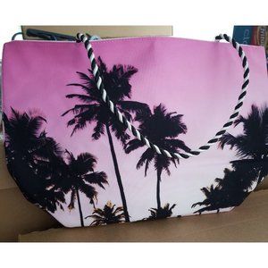 Beautiful palm tree tote bag